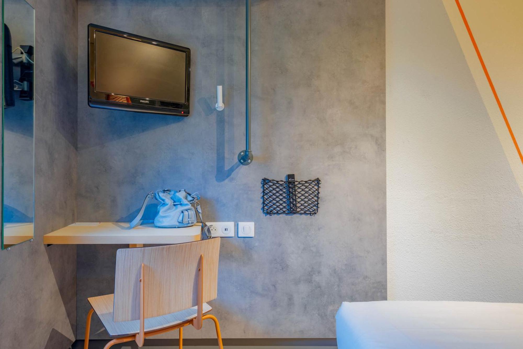 Ibis Budget Lyon Est Saint Quentin Fallavier エクステリア 写真