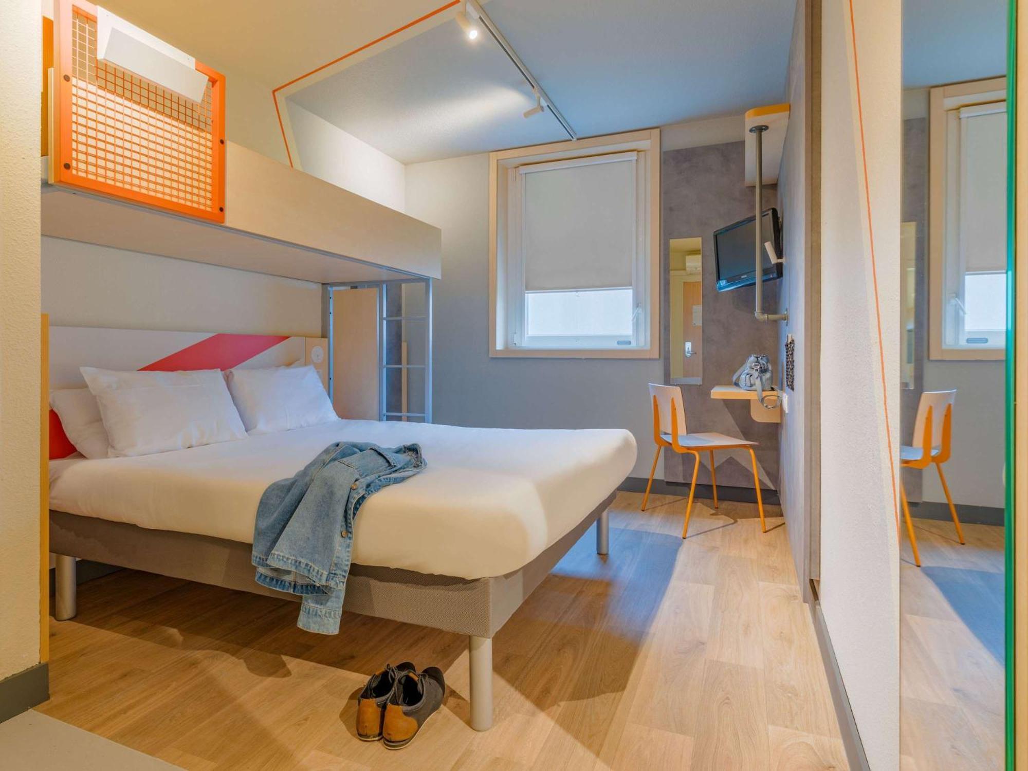 Ibis Budget Lyon Est Saint Quentin Fallavier エクステリア 写真